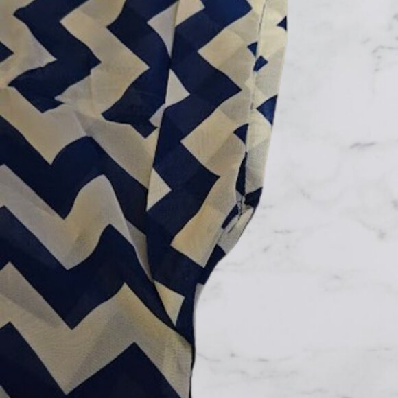 Speechless Sheer Striped Blue and White Short Sleeve Shirt - Like New - Picture 3 of 3